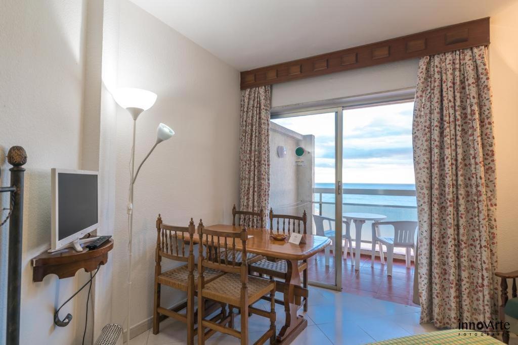 Apartamentos Chinasol Almunecar Bilik gambar